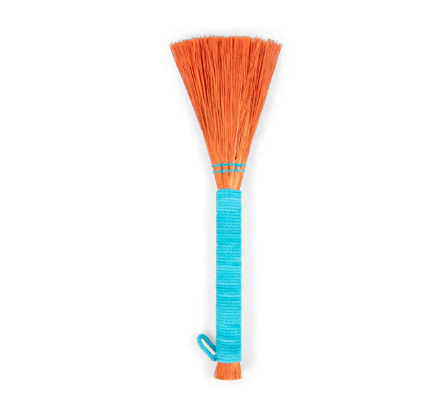 Seagrass Brushes