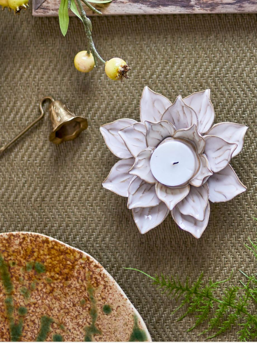 Eira Votive candle holder