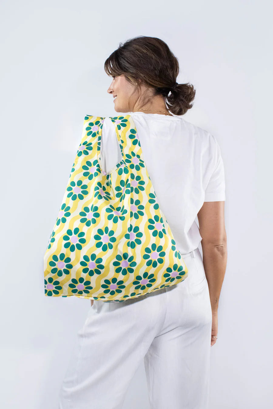 Wavy Daisy Medium Reusable Bag