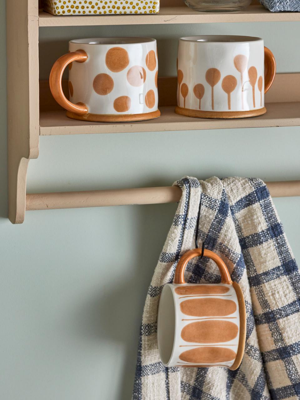 Linora Brown Assorted Stoneware Mug