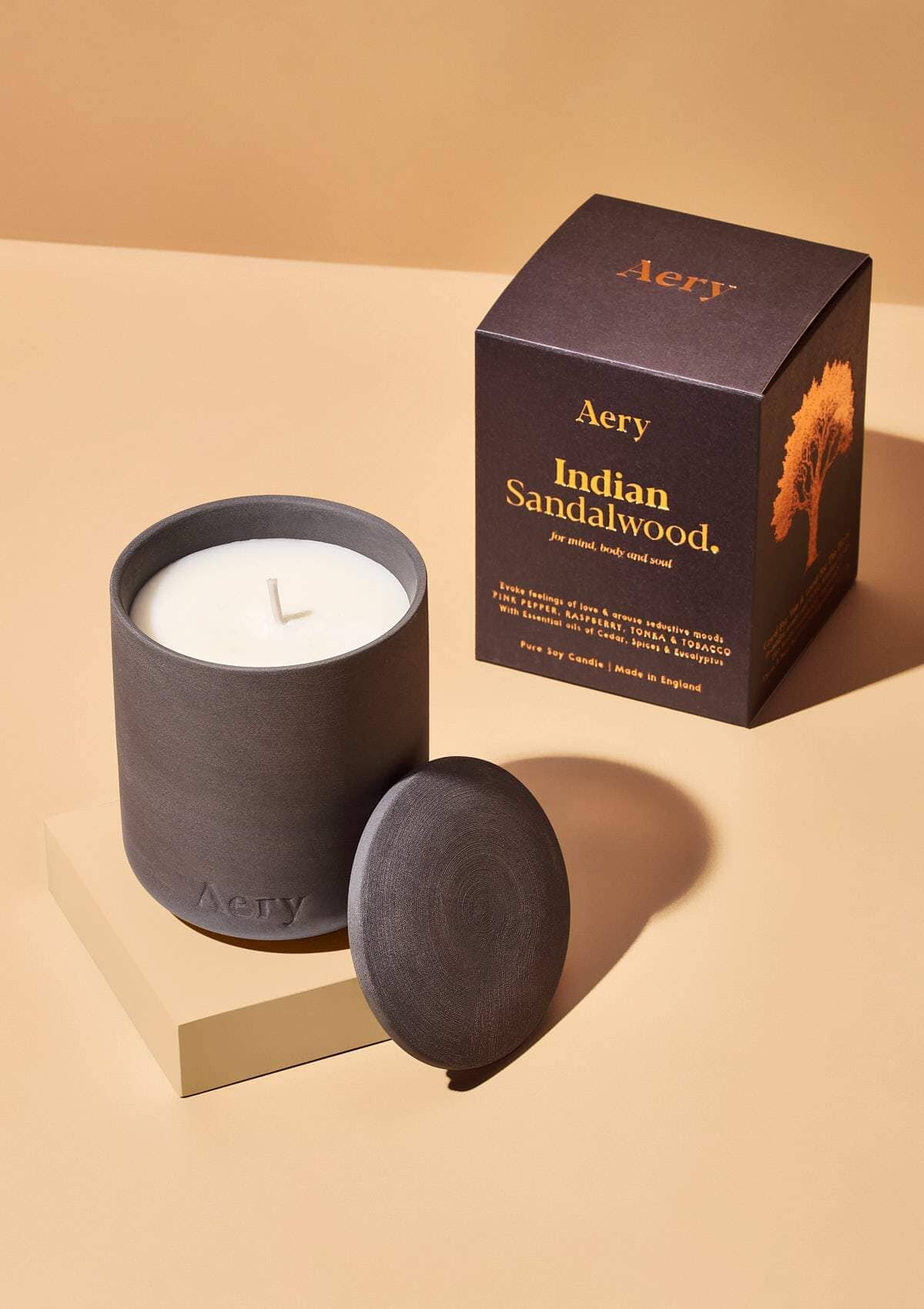 Indian Sandalwood Scented Candle