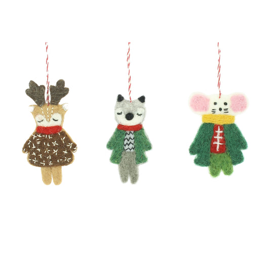 Critters In Coats ( 3 Designs)