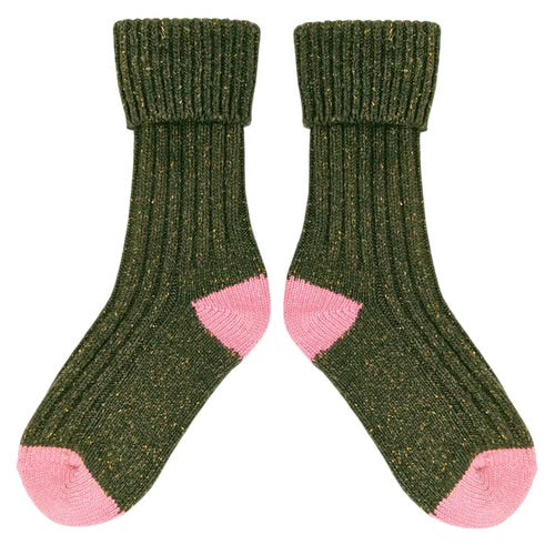 Unisex Recycled Silk Blend Ribbed Socks -Green & Dusky Pink