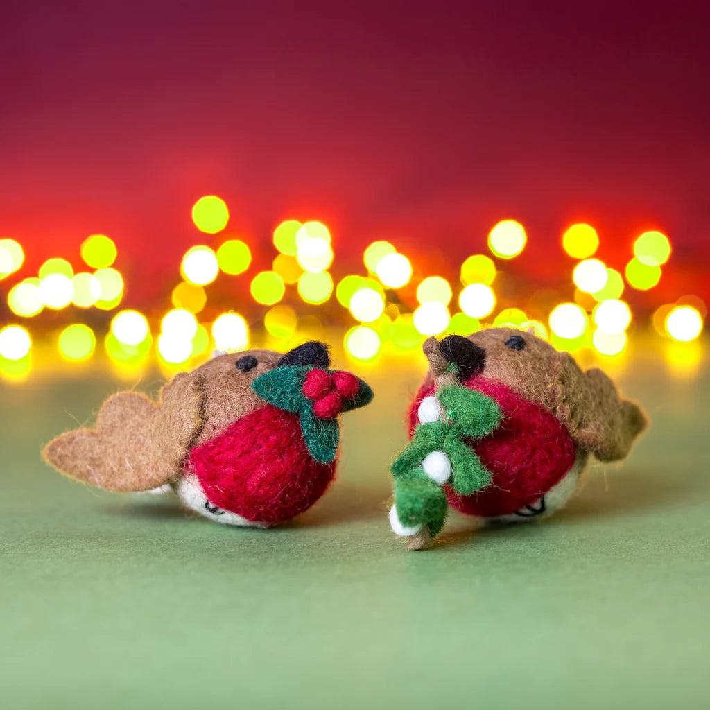 Mini Robin Mistletoe & Holly Sprigs Felt Decoration