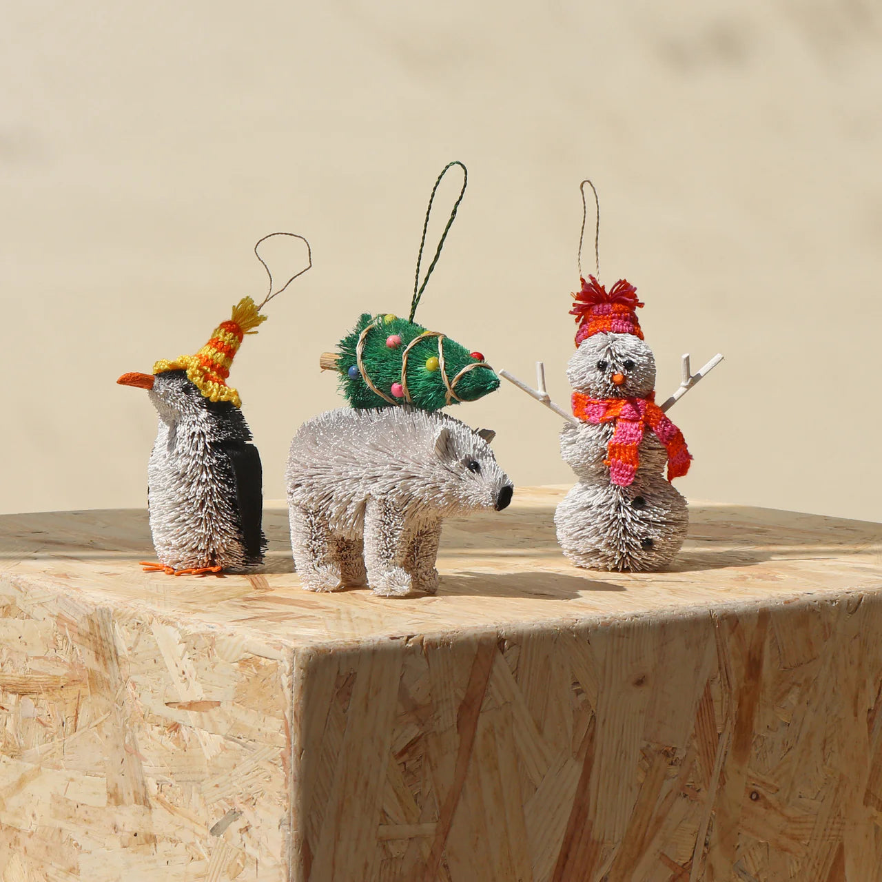 Bristle Polar Bear & Christmas Tree Decoration