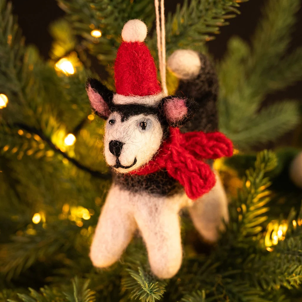 Husky With Hat & Scarf Felt Decoration