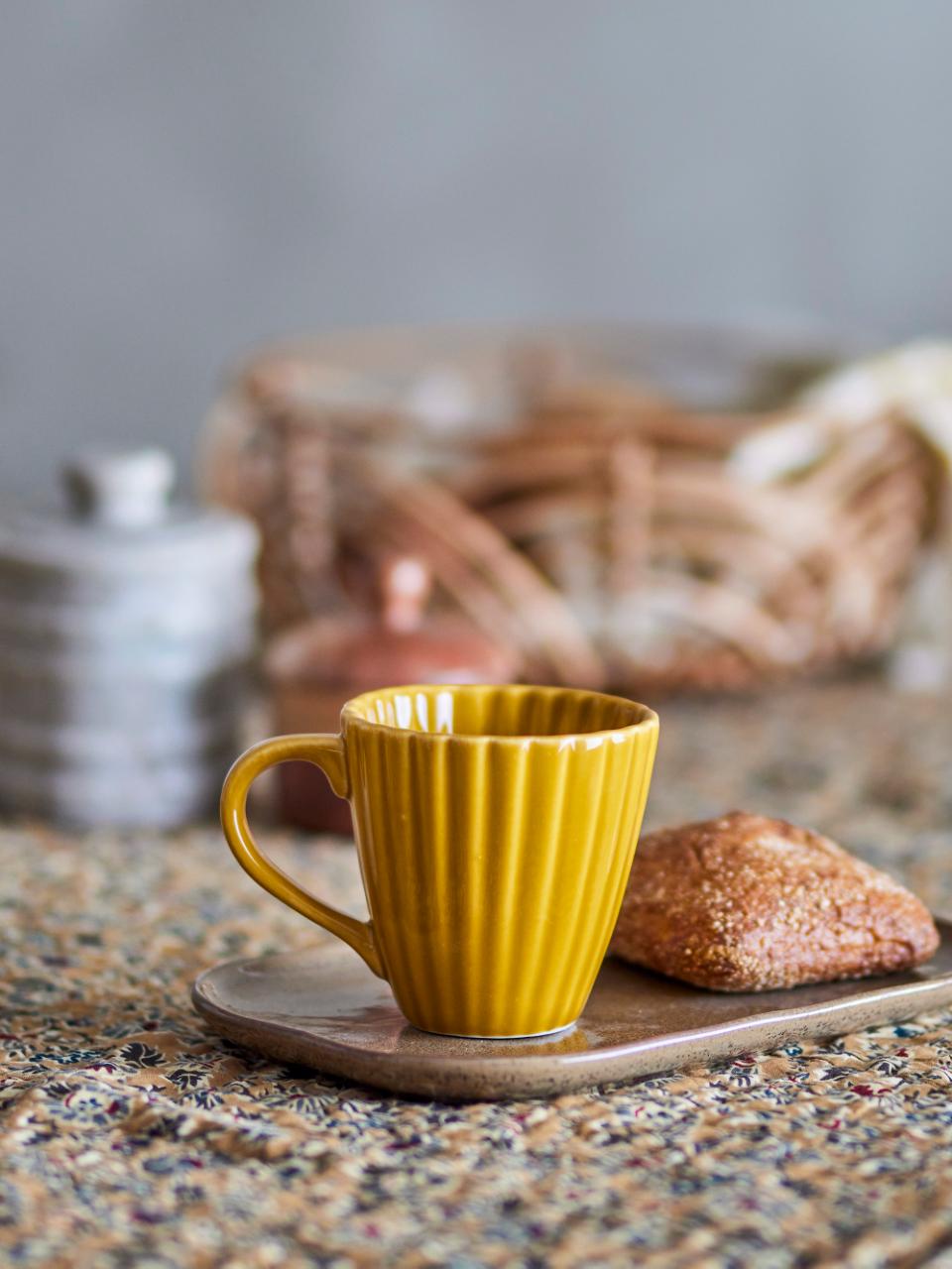 Latina Yellow Mug